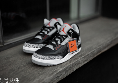 運(yùn)動鞋白邊變黃怎么辦？運(yùn)動鞋鞋邊清洗小妙招