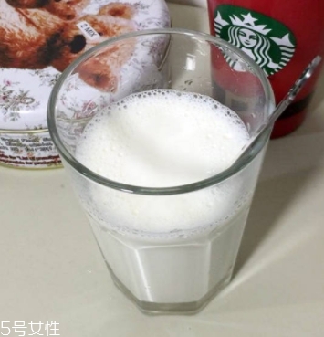 藍(lán)胖子奶粉怎么開？根據(jù)需求選擇開口