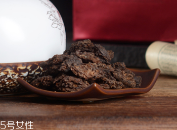 老茶頭減肥嗎？普洱茶能刮油