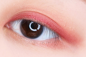 酒紅眼影哪個牌子好？盤點紅透天的酒紅眼影