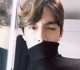 2022年最流行的發(fā)型男生？厚劉海還是最受歡迎