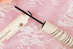 悅詩風(fēng)吟睫毛膏好用嗎？不暈妝不結(jié)塊