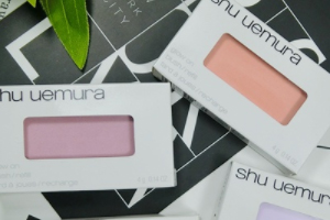 黃皮用什么顏色的腮紅？選擇與黃色互補的紫色