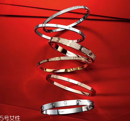 卡地亞手鐲會(huì)有劃痕嗎？一生摯愛(ài)的象征