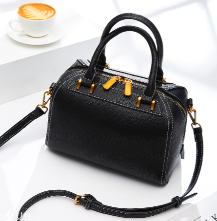 白領(lǐng)適合背什么款式包包？經(jīng)典款手袋來襲