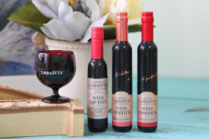 唇蜜、唇釉、染唇液、液體口紅怎么選？