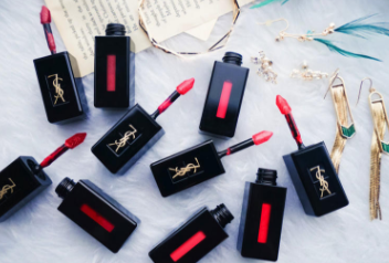 唇蜜、唇釉、染唇液、液體口紅怎么選？