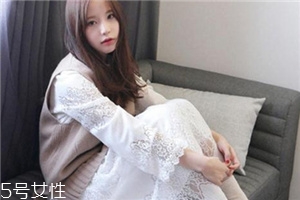 春天穿什么款式連衣裙好看？讓你早春美翻天