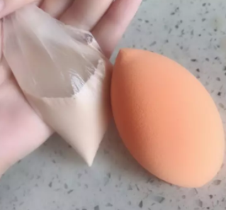 美妝蛋能用洗面奶洗嗎？洗面奶洗不掉彩妝