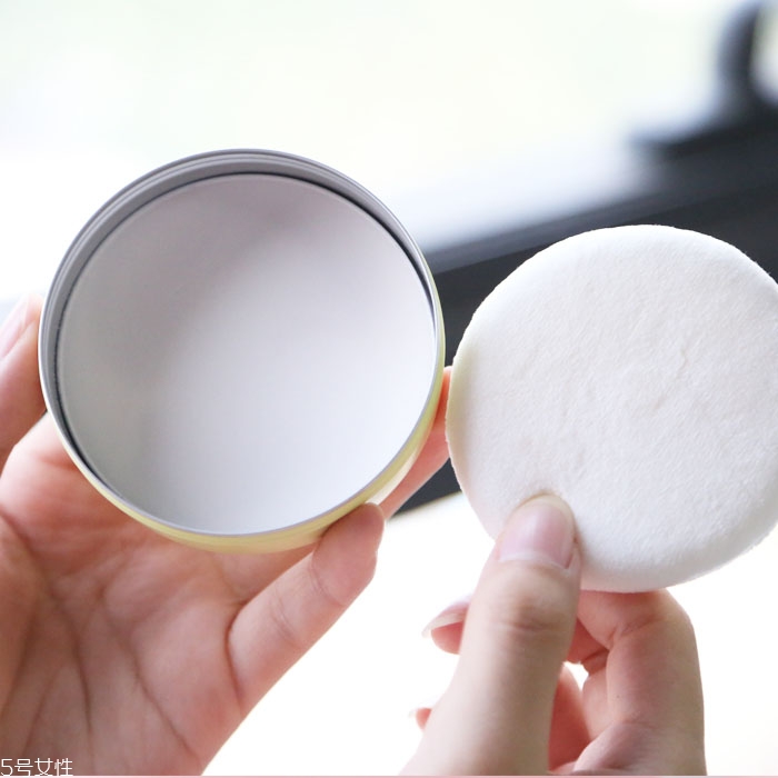 club晚安粉成分有滑石粉嗎 奧爾濱晚安粉平價(jià)版 club晚安粉成分有滑石粉嗎 奧爾濱晚安粉平價(jià)版