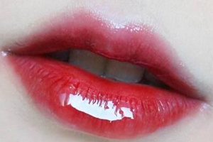 口紅掉了還需要卸妝嗎？一定要卸妝