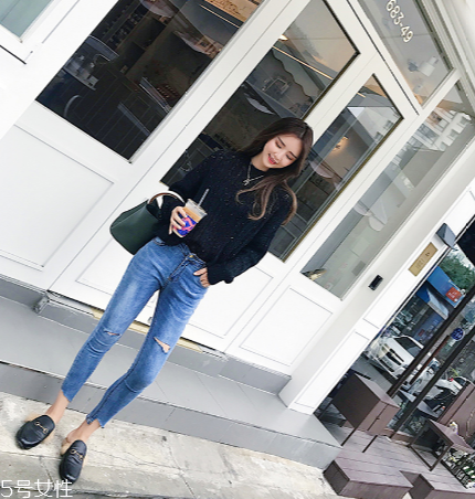 牛仔褲可以用洗衣機洗嗎？盡量少用洗衣機