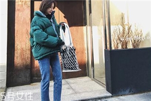 牛仔褲可以和黑色衣服一起洗嗎？