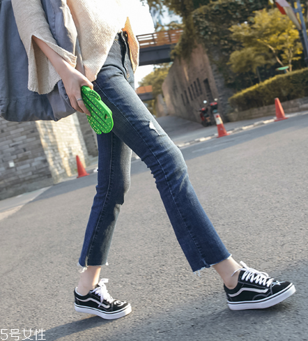 牛仔褲要經(jīng)常洗嗎？洗太頻繁并不好