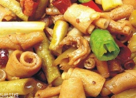 雞腸可以釣什么魚 雞腸釣魚小技巧 雞腸可以釣什么魚 雞腸釣魚小技巧