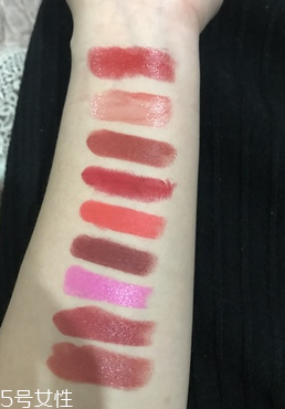 露華濃黑管口紅怎么樣？4種質(zhì)地全試色