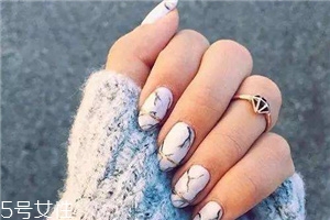 大理石美甲推薦 高級(jí)又有質(zhì)感 大理石美甲推薦 高級(jí)又有質(zhì)感