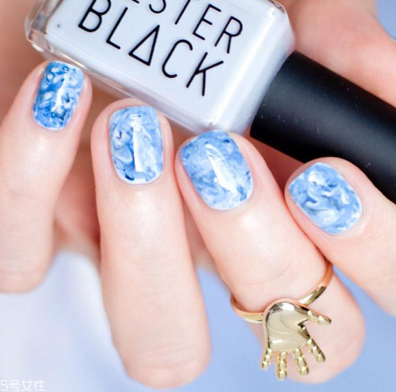 大理石美甲推薦 高級(jí)又有質(zhì)感 大理石美甲推薦 高級(jí)又有質(zhì)感
