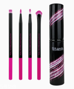 霧唇妝畫法圖解 5步打造甜美霧面唇妝 霧唇妝畫法圖解 5步打造甜美霧面唇妝