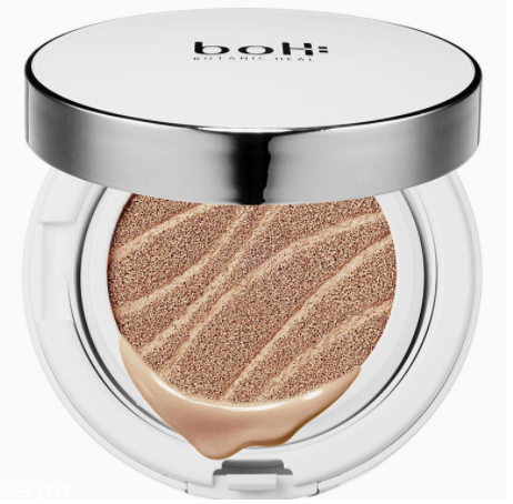 妝前乳和氣墊哪個(gè)先用？妝前乳先用