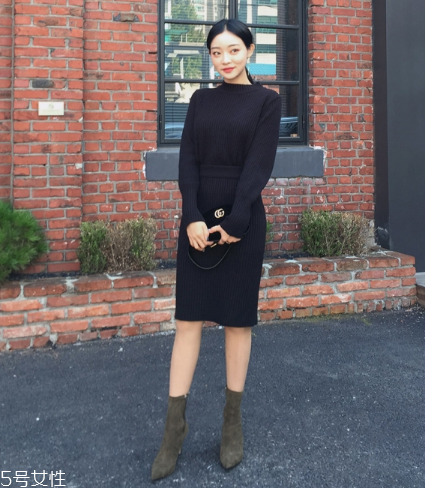 黑色針織裙配什么上衣好看？小女人溫柔氣質(zhì)盡顯