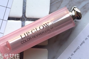 迪奧005和004哪個好看？