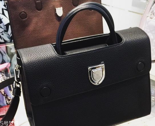 dior迪奧包包哪款好？這幾款最經(jīng)典