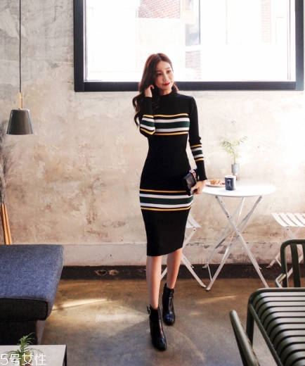 條紋針織裙怎么搭配？?jī)?yōu)雅氣質(zhì)讓人著迷
