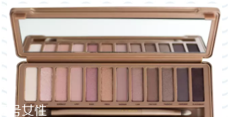 棕色眼影怎么畫好看？作為最后的暈染色