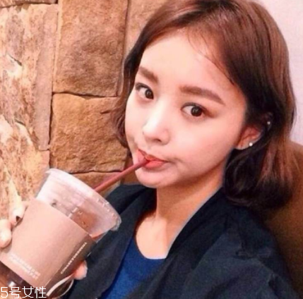 什么臉型不適合中分？長形臉中分更顯長