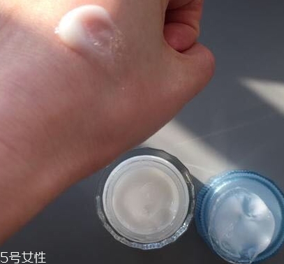 面霜可以晚上用嗎？面霜也分早晚霜