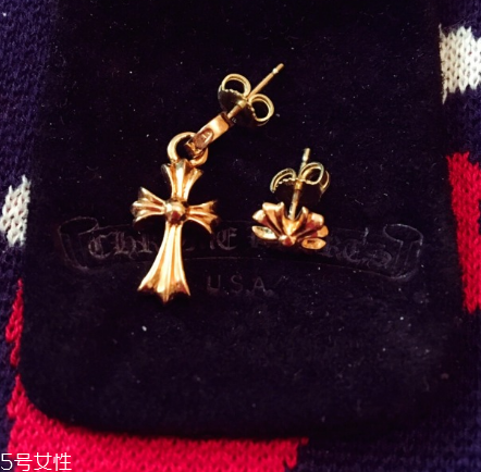 克羅心耳釘是純銀的嗎？娛樂圈捧紅的潮牌配飾