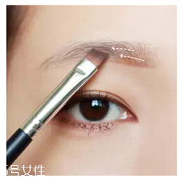 眉粉怎么畫(huà)眉毛好看？這么用眉妝超完美