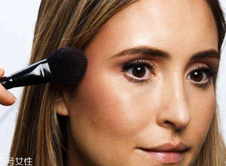 眉粉可以當修容粉用嗎？這些眉粉顏色可以修容