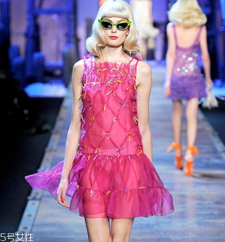 dior迪奧衣服一般多少錢？