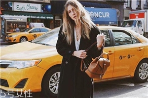 camelia roma是什么牌子？約會撩漢必備款式