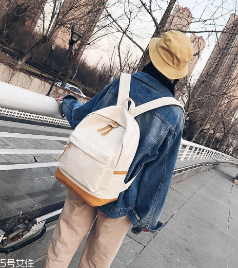 帆布包什么款式好看？這個(gè)春天一起文藝起來