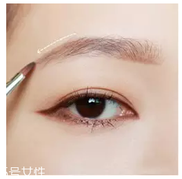 眉粉怎么畫(huà)眉毛好看？這么用眉妝超完美