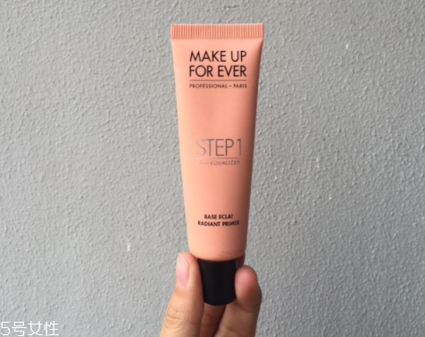 妝前乳能代替乳液嗎？乳液不能省