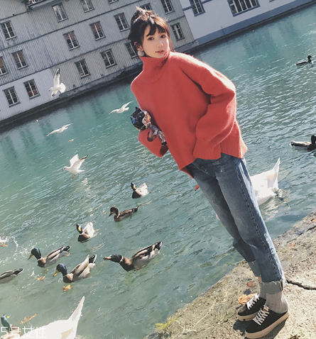 牛仔褲腰低了怎么加高？巧妙低腰變高腰