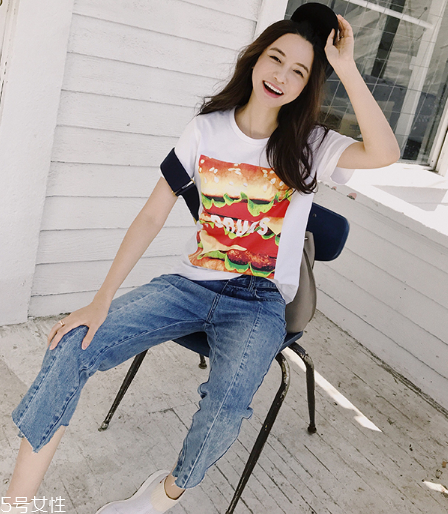 牛仔褲用熱水還是冷水洗？熱水洗會縮水嚴(yán)重