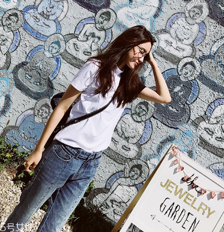 牛仔褲用熱水還是冷水洗？熱水洗會縮水嚴(yán)重