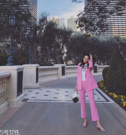 theory是什么牌子？明星與潮人都在追捧的品牌