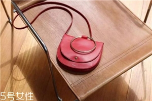 theory包包多少錢？超有質(zhì)感的輕奢品牌