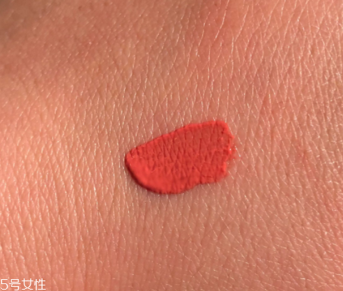 Mac唇釉哪個(gè)顏色最火？Tattoo my heart斬男色