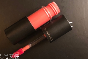 Mac唇釉哪個(gè)顏色最火？Tattoo my heart斬男色