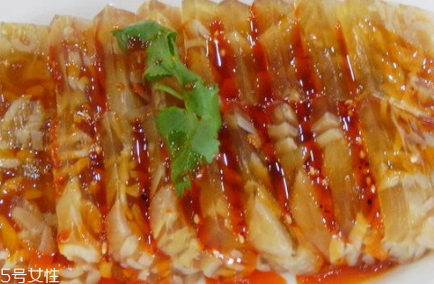 豬皮凍熱量高嗎 脂肪含量較高 豬皮凍熱量高嗎 脂肪含量較高