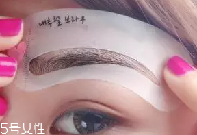 眉卡好用還是眉貼好用？眉貼更精確