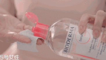 眉毛雨衣對(duì)眉毛有害嗎？并不會(huì)造成危害