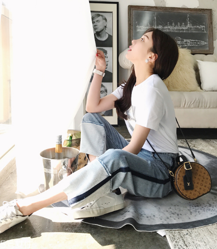 怎樣才能讓牛仔褲縮水？溫水浸泡效果好